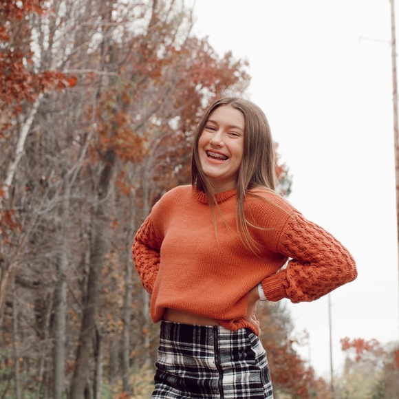 Meet your Posher, Annie - Picture 2 of 2